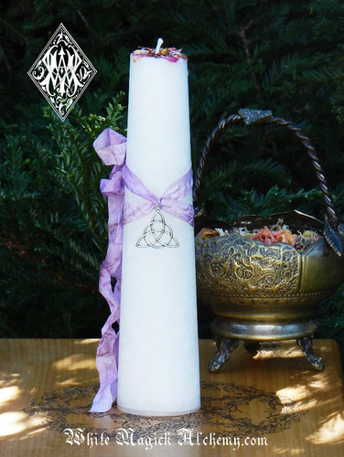 Goddess Candles Triquetra Trinity