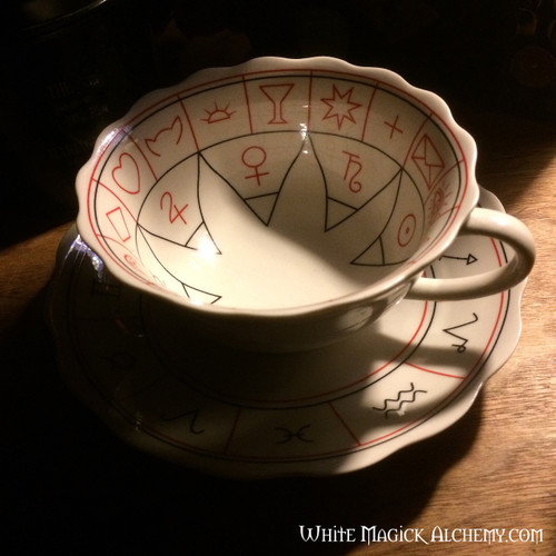 Fortune Tellers Tea Cup & Saucer for Divination and Foretelling the Future with Instructions