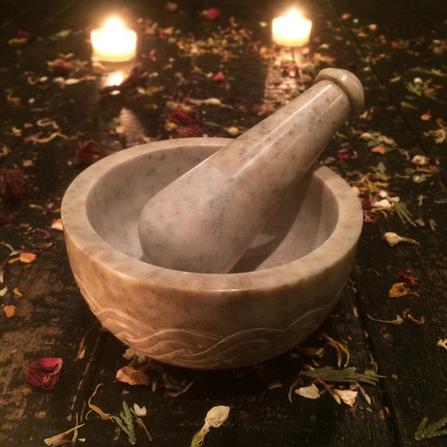 Celtic Mortar & Pestle Set Traditional
