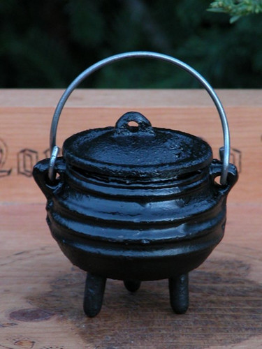Mini Witches Cauldron