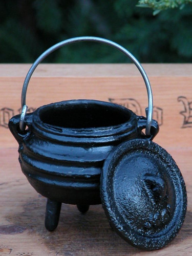 Mini Witches Cauldron