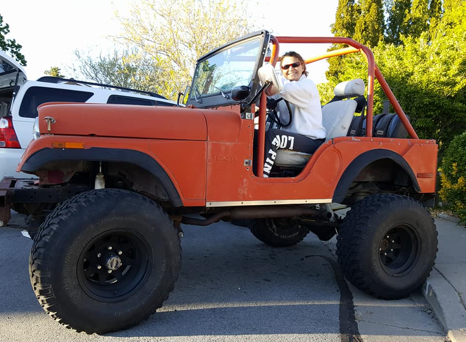 marianne-jeep-cj5.jpg