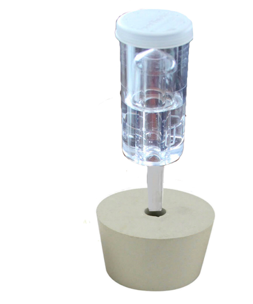 3 piece airlock with universal silicon stopper