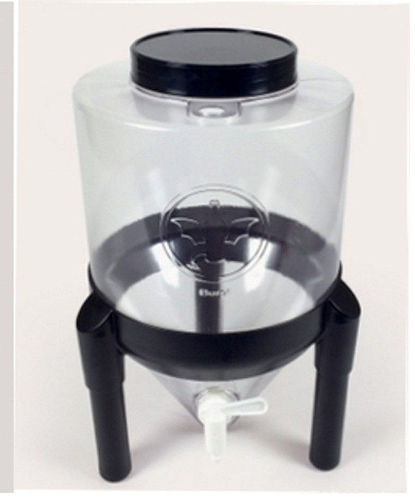 Clear allows to watch the activity and know where the ferment is.
