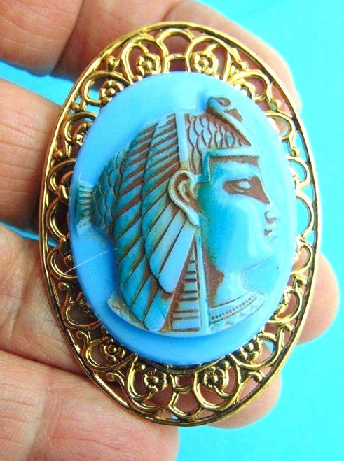 Vintage Nefertiti Pin Egyptian Glass Cameo Brooch Queen Pharaoh DazzleCity Vintage Nefertiti Pin Egyptian Glass Cameo Brooch Queen Pharaoh DazzleCity