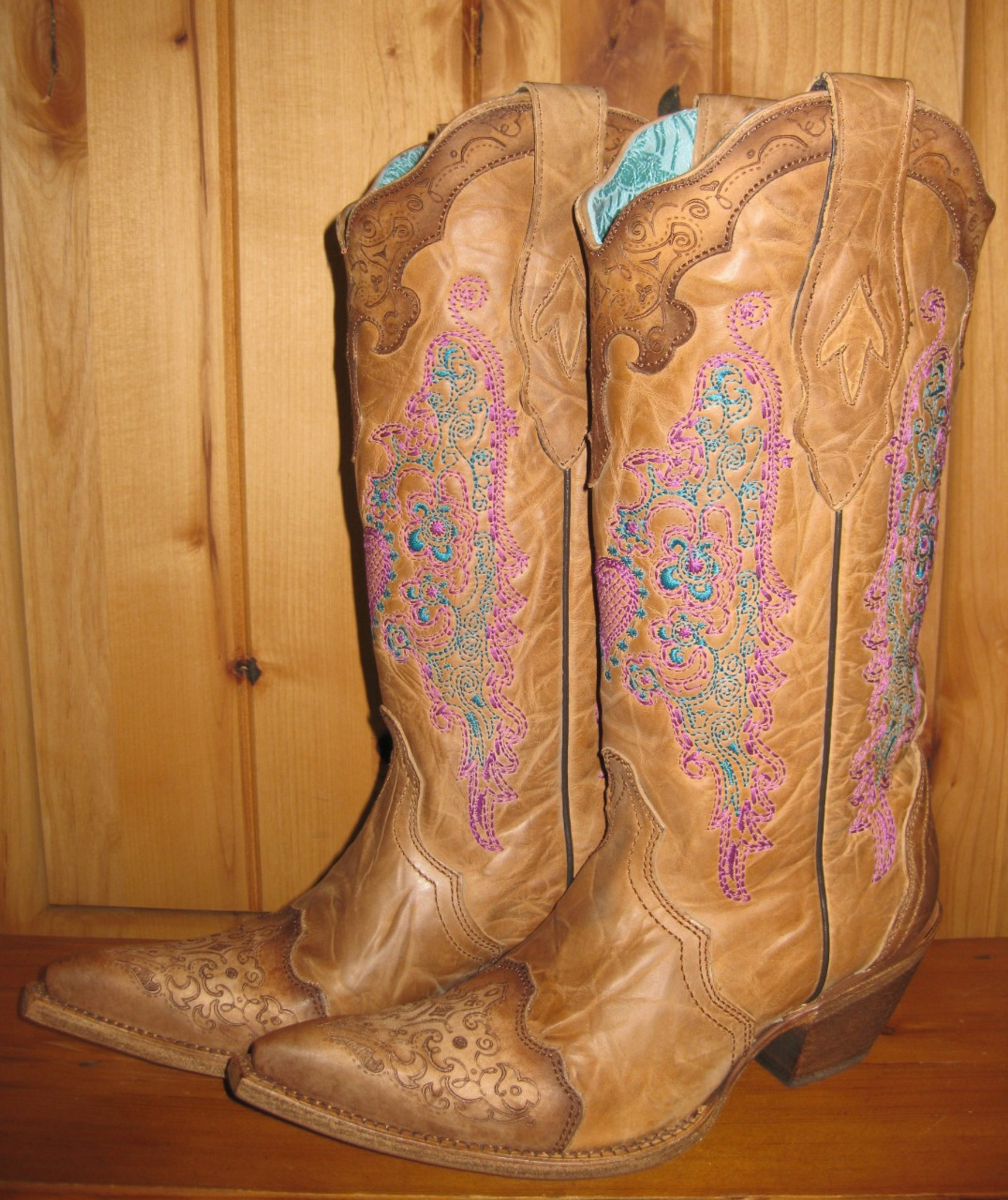 Corral Brown with Pink Heart and Lace Boots | Corral C1608