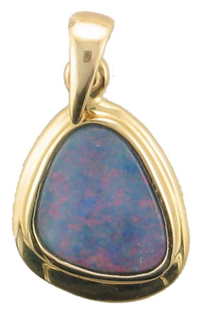 Opal pendant set in 14kyg