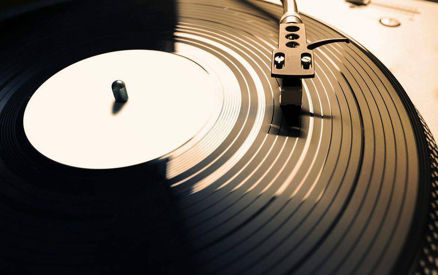Precision Turntable Alignment by True Audiophile