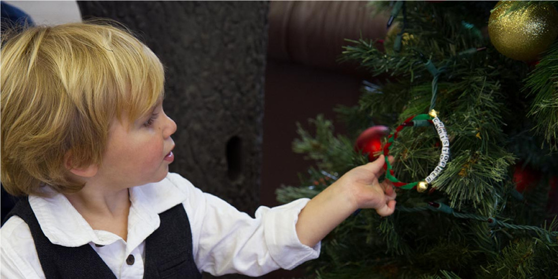 Homemade Ornaments with Your Toddler Homemade Ornaments with Your Toddler