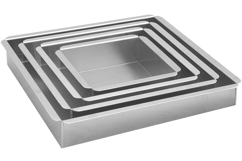 square cake pan