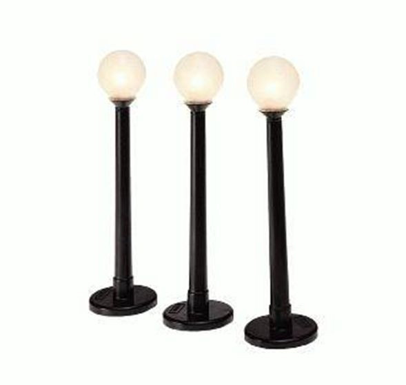 Lionel Model Trains Globe Street Lights No 64 612926 O Scale Model