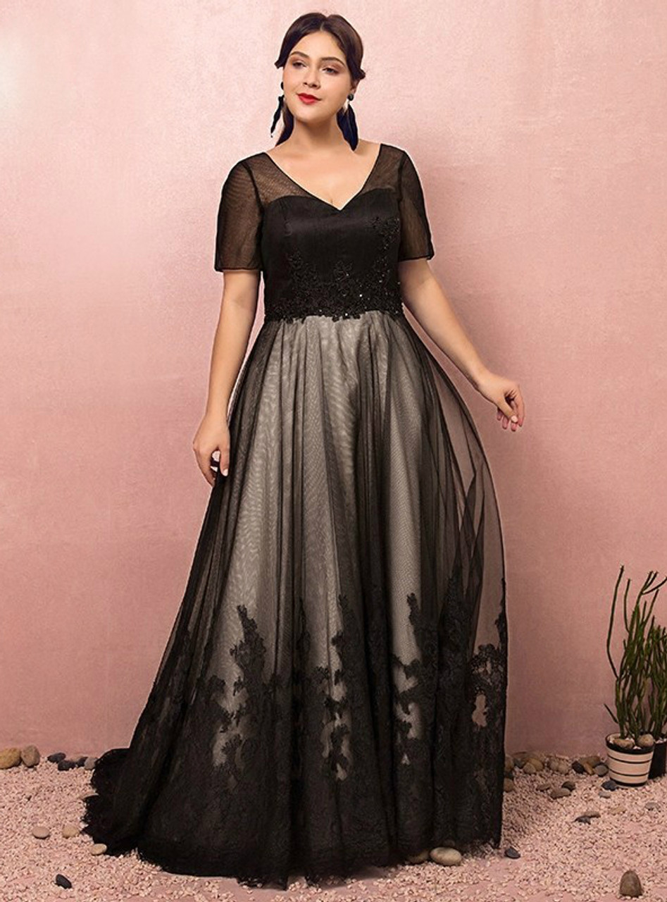 Plus Size Black V-neck Short Sleeve Prom Dress