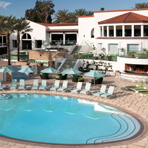 La Costa Resort & Spa Bedding By DOWNLITE