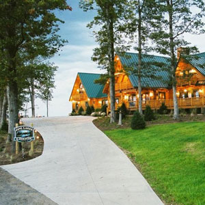 Pine Lakes Lodge & Resort Bedding by DOWNLITE