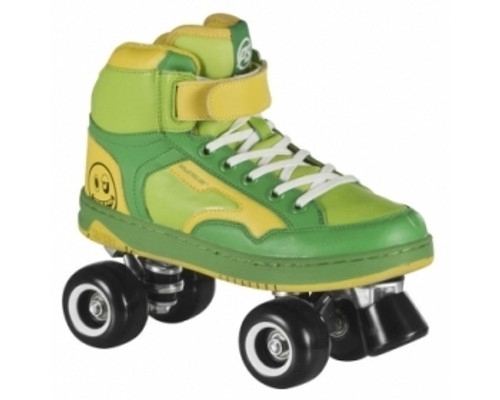 You are absolutely on the mark with our sneaker style Player quad skates. It´s an allround skate with built in fun factor. The perfect skate to travel back in time to get the feel of the wild 80´s.
You are absolutely on the mark with our sneaker style Player quad skates. It´s an allround skate with built in fun factor. The perfect skate to travel back in time to get the feel of the wild 80´s.