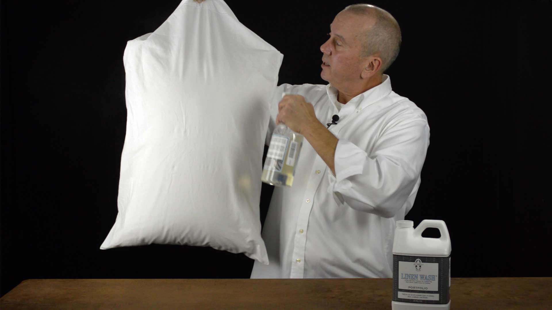 How to remove wrinkles from your bed sheets without an iron!