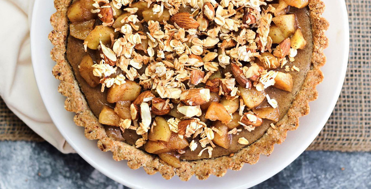 Apple Crumble Cheesecake