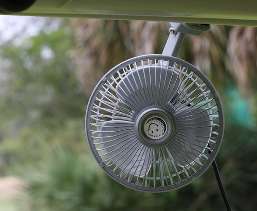 It S A Breeze Portable Fairway Fan For Golf Carts RockBottomGolf Com   19iabfwyfan4  36211.1472588861 