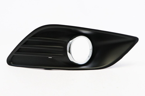 Front bumper right fog light grille Ford Focus 08-10