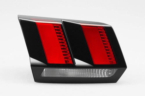 Rear light left inner LED Peugeot 3008 17-