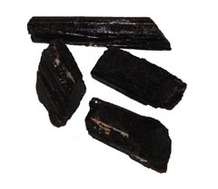 Black Tourmaline protects you against electromagnetic smog - Free info on healing meanings and how to use with purchase – Free shipping over $60