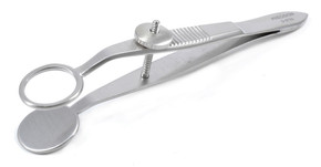 Desmarres Chalazion Forceps, Locking Thumb Screw, Open Upper Plate With Inside Dimensions Of 12mm Desmarres Chalazion Forceps, Locking Thumb Screw, Open Upper Plate With Inside Dimensions Of 12mm