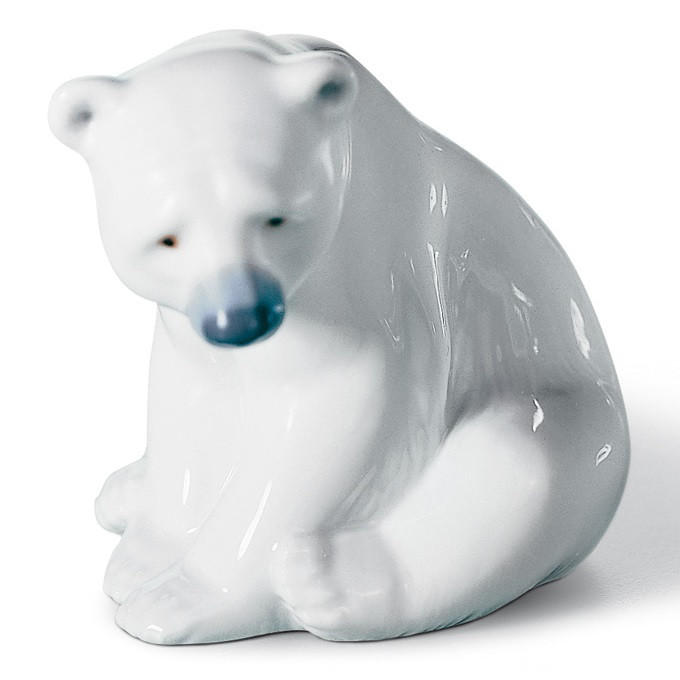 Seated Polar Bear Porcelain Sculpture Lladro Seated Polar Bear Figurine