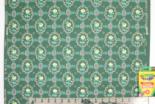 1940s Vintage Wallpaper Yellow Flowers on Green