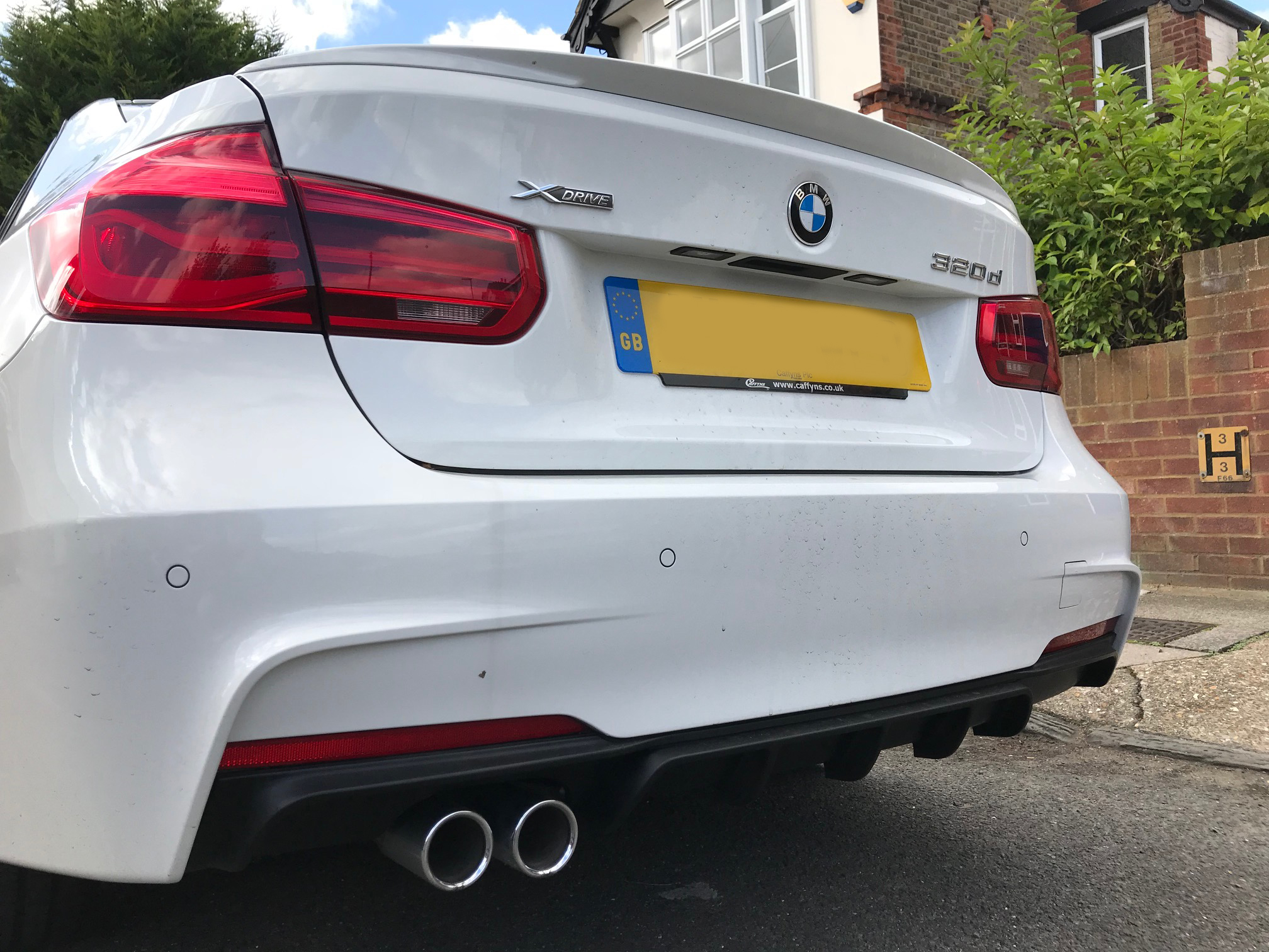 bmw-f30-performance-boot-spoiler.jpg