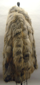 3/4 Fox Fur Jacket Design with Flare Style 3/4 Fox Fur Jacket Design with Flare Style