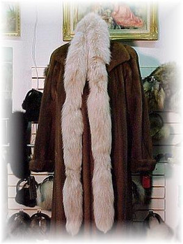 Snowtop Fox Tail Fur Scarf Snowtop Fox Tail Fur Scarf