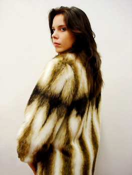 Faux Mink Fur Design Woman's Coat Faux Mink Fur Design Woman's Coat
