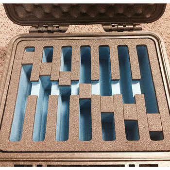 Pelican™ 1200 7-Knife Case Pelican™ 1200 7-Knife Case