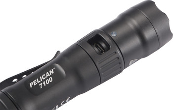 Pelican 7100 LED Rechargeable Pelican 7100 LED Rechargeable