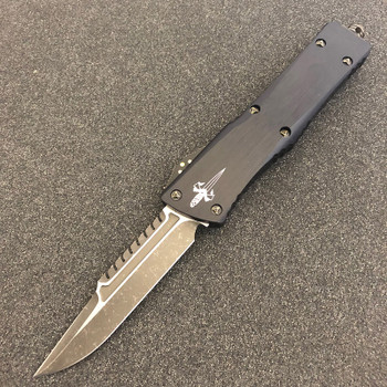 Microtech Custom Combat Troodon Fallout w/Ringed Brass Hardaware Microtech Custom Combat Troodon Fallout w/Ringed Brass Hardaware
