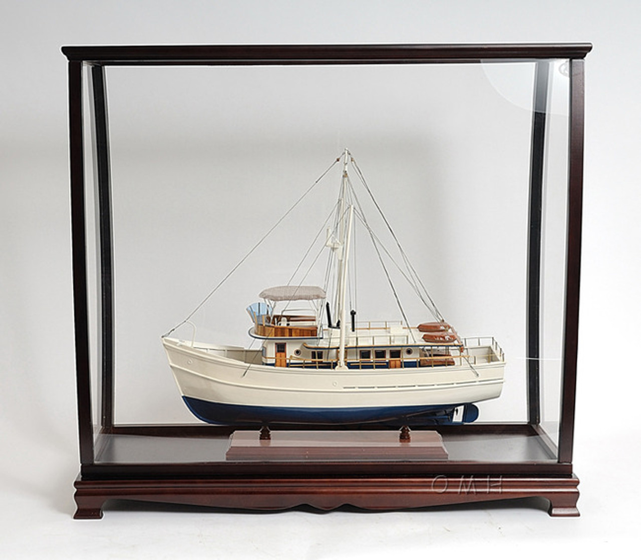 model sailboat case