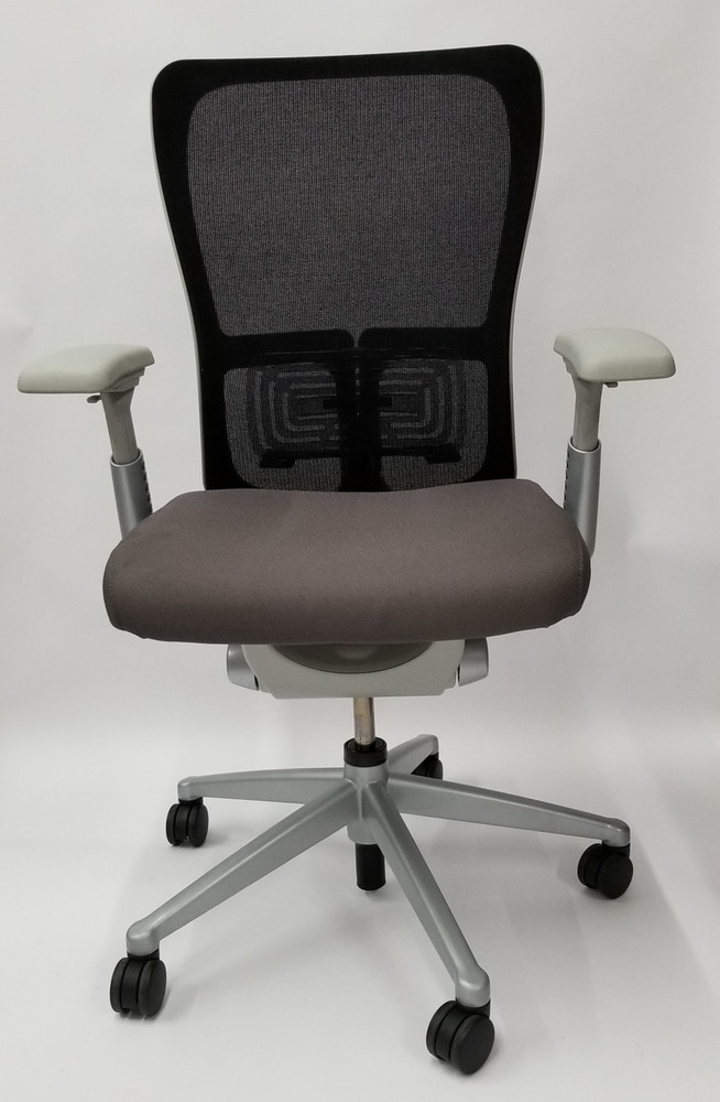 haworth zody chair mesh back in gray fully adjustable model