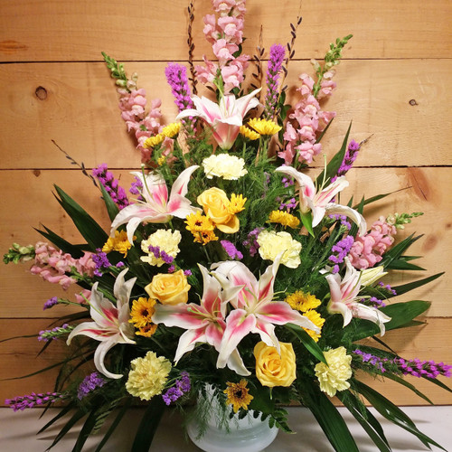 Fond Reflections Arrangement by Savilles Country Florist. Flower delivery to Orchard Park, Hamburg, West Seneca, East Aurora, Buffalo, NY and surrounding suburbs. Fond Reflections Arrangement by Savilles Country Florist. Flower delivery to Orchard Park, Hamburg, West Seneca, East Aurora, Buffalo, NY and surrounding suburbs.