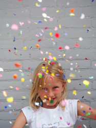 How to Take the Perfect Confetti Photograph How to Take the Perfect Confetti Photograph