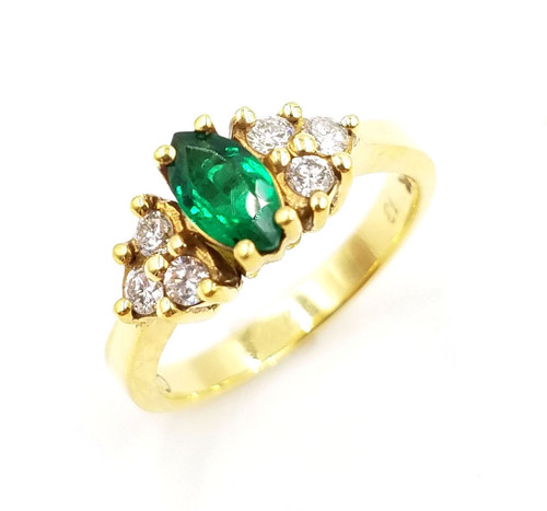 18kt yellow gold diamond & genuine emerald ring