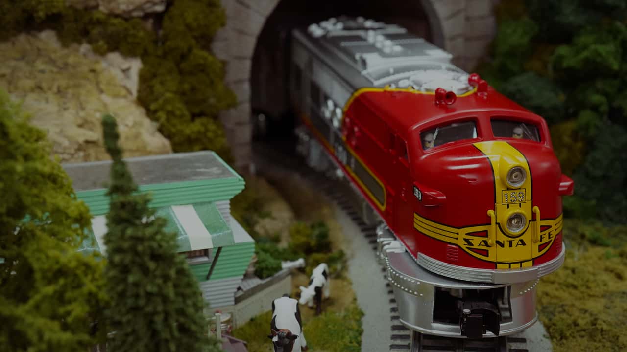 Model Trains, Train Sets, & Railroad Accessories | ModelTrainStuff