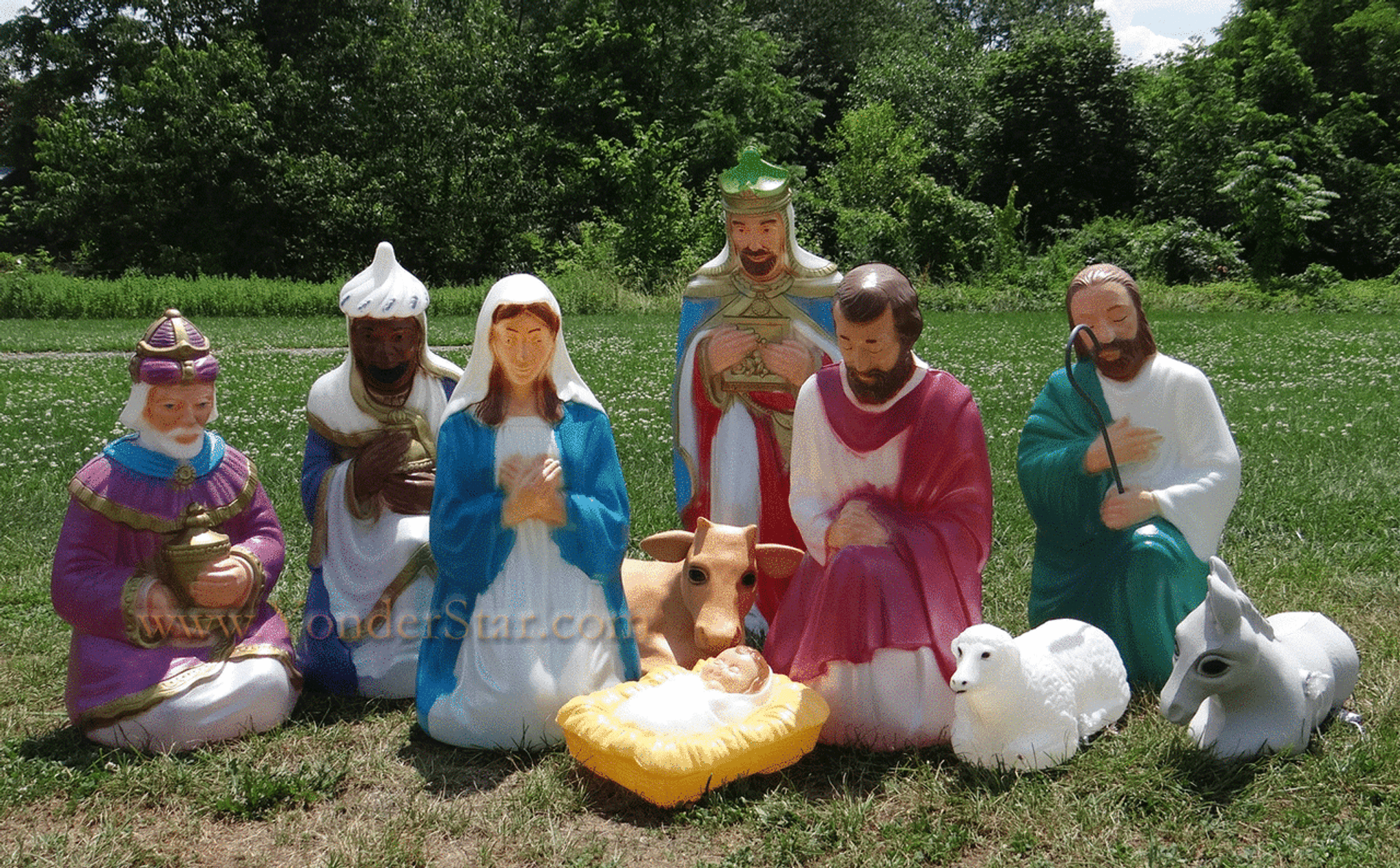 Home Accents Holiday 5 5 Ft Led Nativity Scene Home Accents Holiday 6   Lighted Outdoor Nativity Scene 7  27404.1490382282 