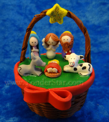 Mazapan Basket Nativity Scene Ecuador