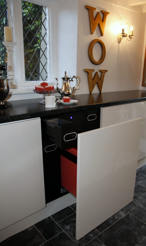 Krushr 24 inch Trash Compactor