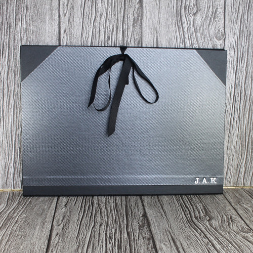 A4 Carbon Weave & Black Art Portfolio / Cachet Portfolio