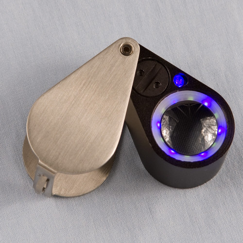 Triplet Glass Lens Loupe 6 LED/UV Lighted , 21 mm, 10X, Silver-Black