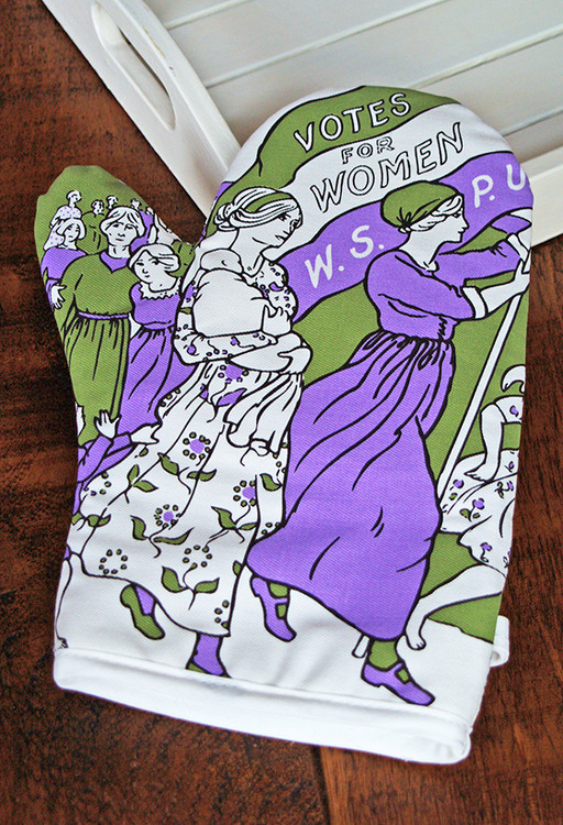 Women's March oven mitt