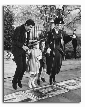 (SS2131311) Julie Andrews Mary Poppins Movie Photo (SS2131311) Julie Andrews Mary Poppins Movie Photo