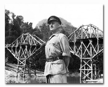 (SS2286583) Alec Guinness Movie Photo (SS2286583) Alec Guinness Movie Photo