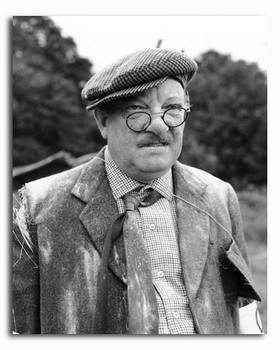 (SS2337205) Arthur Lowe Movie Photo (SS2337205) Arthur Lowe Movie Photo